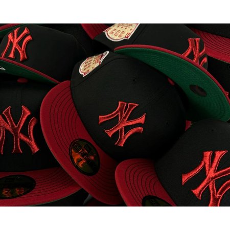 New York Yankees Fitted Hat