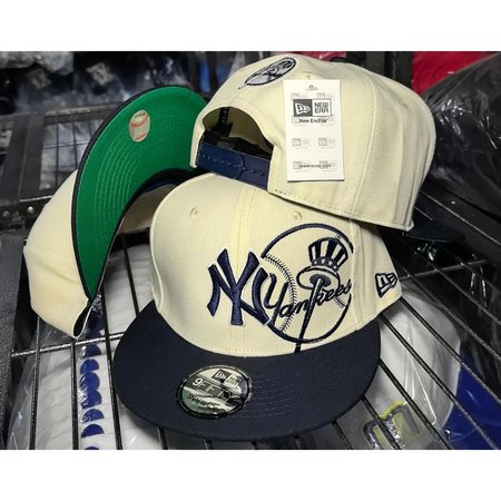 New York Yankees Snapback Hat