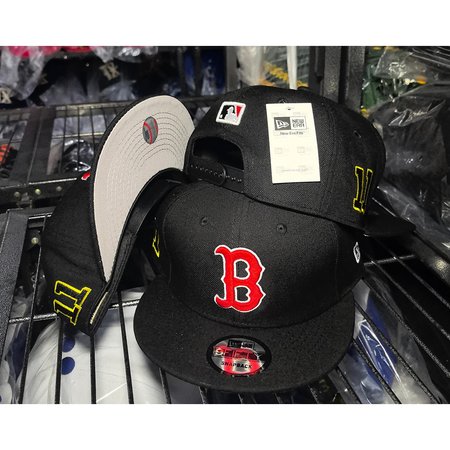 Boston Red Sox Snapback Hat